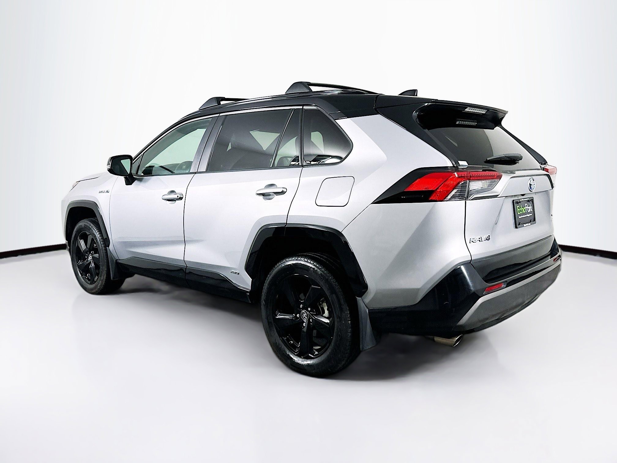 Used 2019 Toyota RAV4 XSE image 5