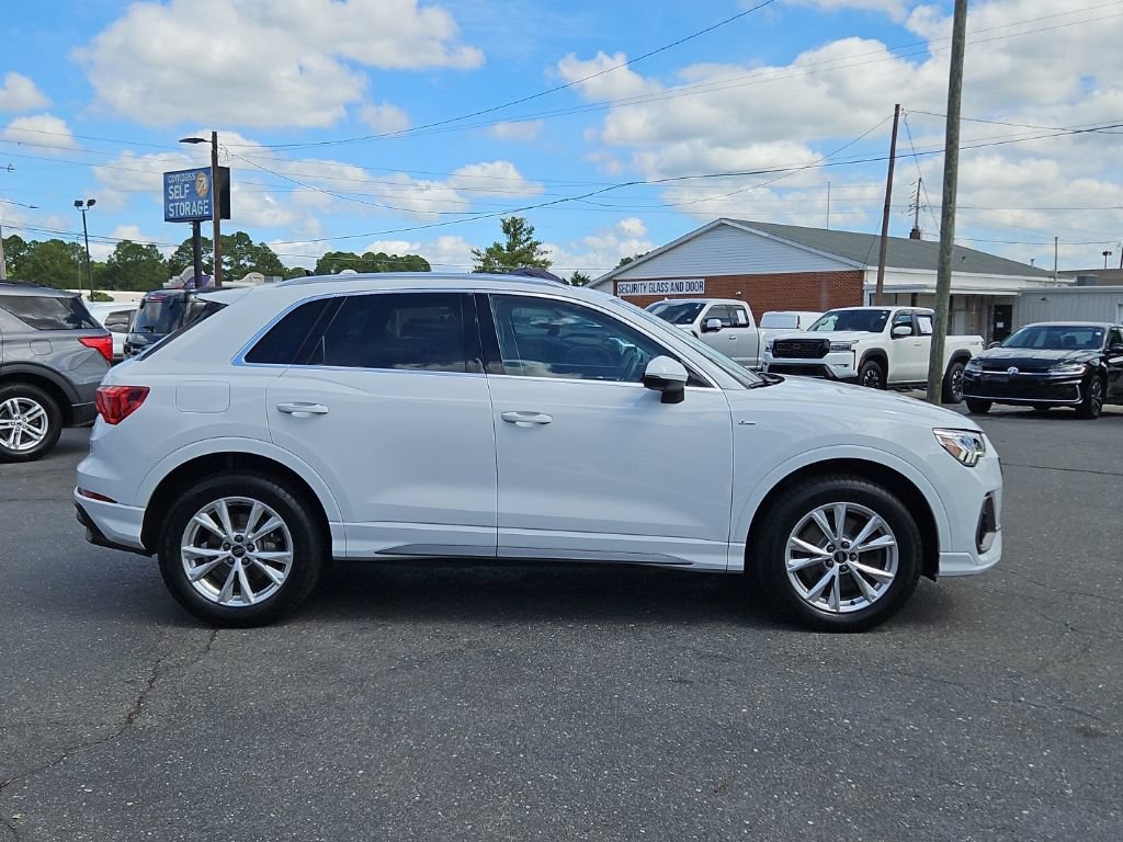 Used 2023 Audi Q3 2.0T Premium Plus w/ Premium Plus Package AWD/4WD image 8
