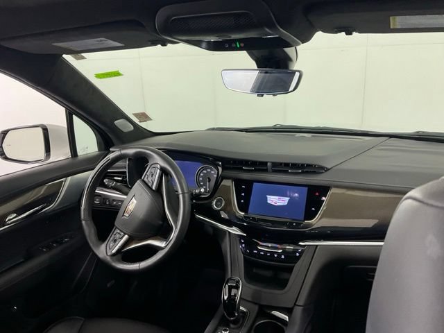 Used 2025 Cadillac XT6 Premium Luxury w/ Platinum Package AWD/4WD image 27