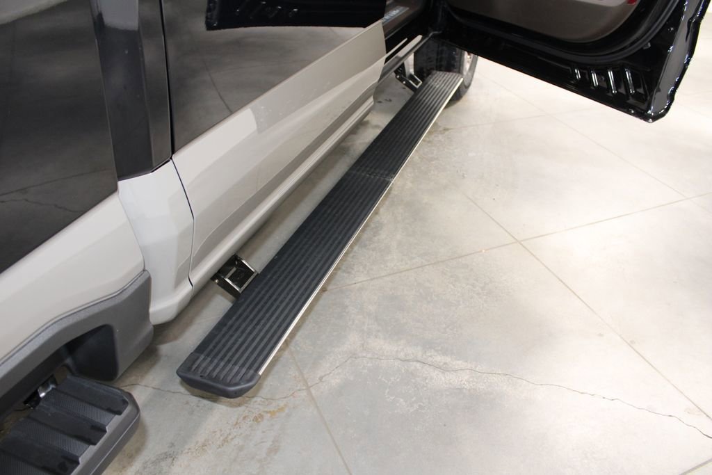 New 2026 Ford F250 King Ranch w/ FX4 Off-Road Package image 12