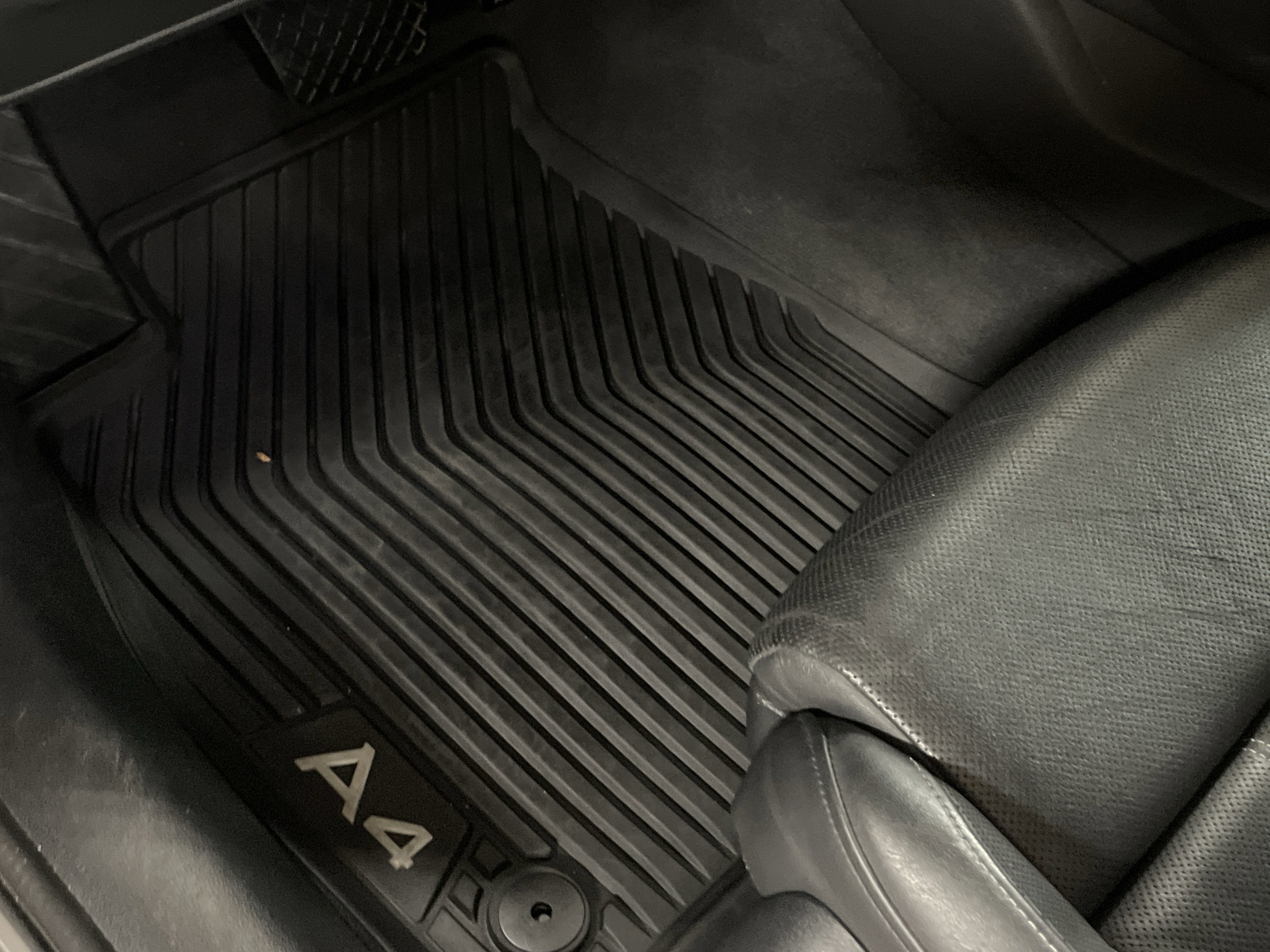 Used 2021 Audi A4 2.0T Premium Plus image 17