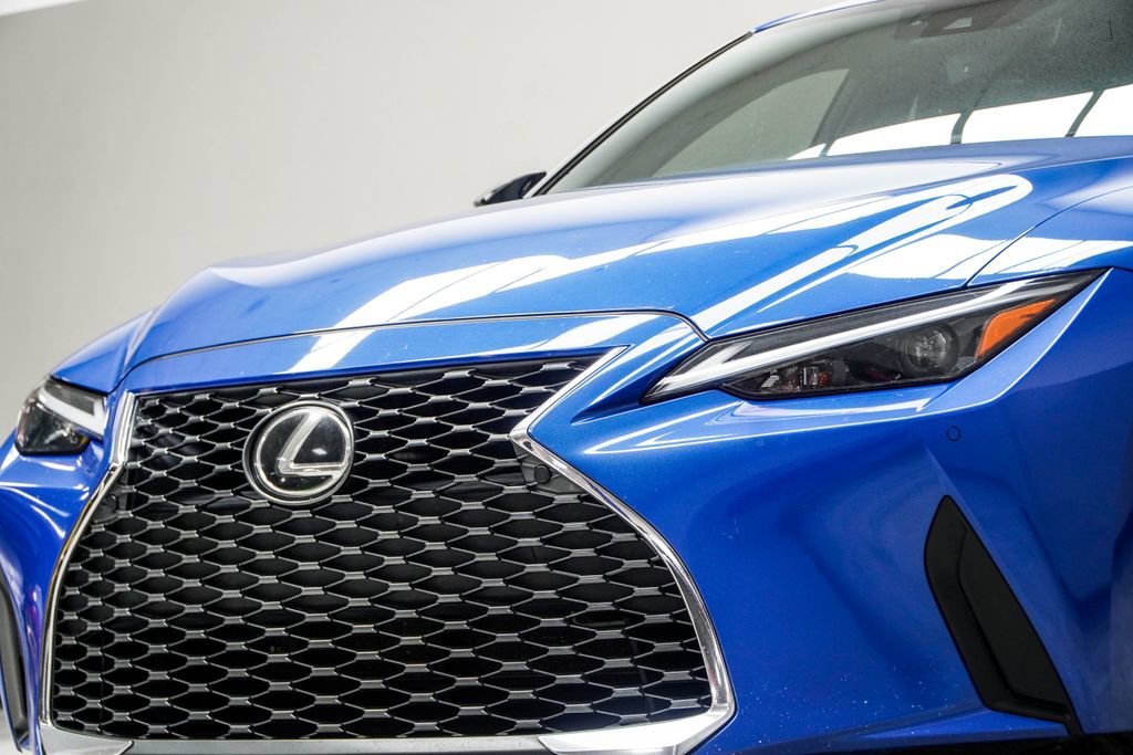 Used 2021 Lexus IS 300 300 w/ Comfort Package image 2