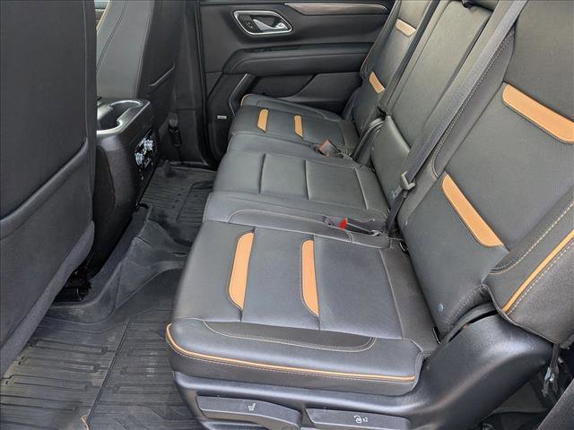 Used 2024 GMC Yukon AT4 w/ Technology Package AWD/4WD image 19