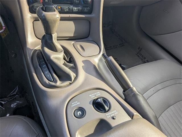 Used 2003 Chevrolet Corvette 50th Anniversary Edition w/ Preferred Equipment Group1 image 18