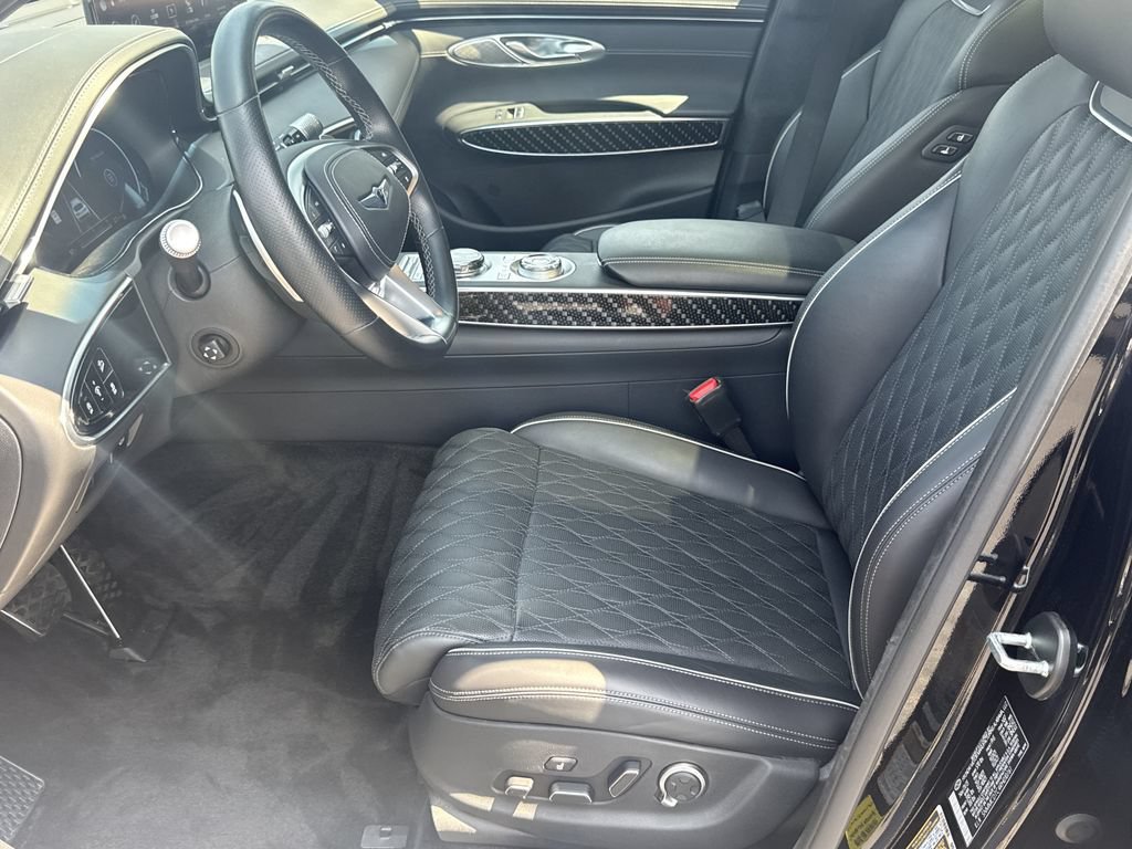 Used 2024 Genesis GV70 3.5T Sport w/ Sport Prestige Package AWD/4WD image 9