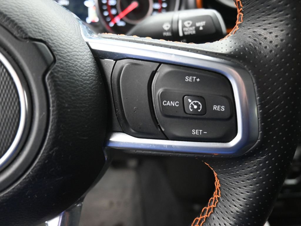 Used 2022 Jeep Gladiator Mojave w/ Cold Weather Group image 28