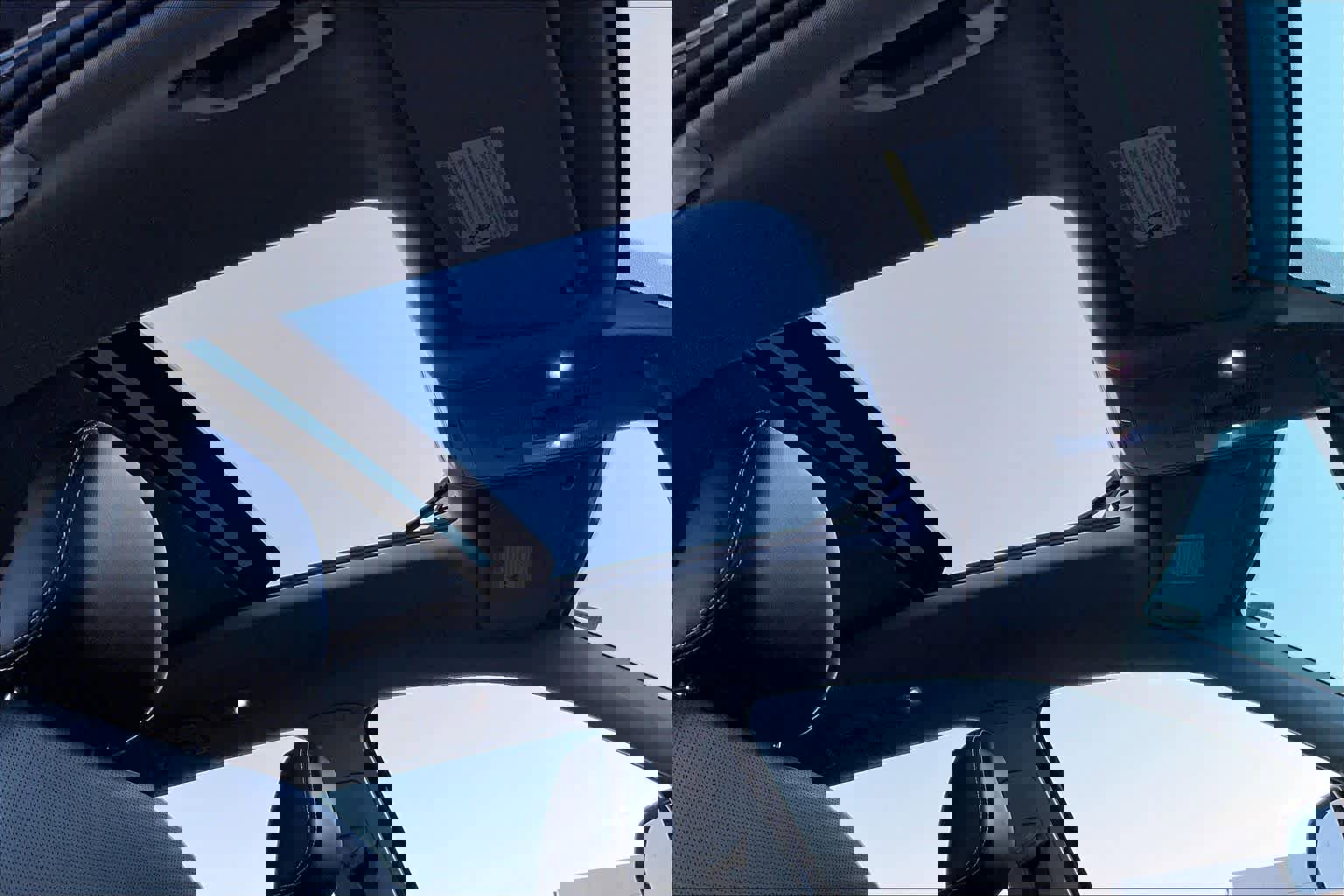 Used 2022 Volkswagen Atlas SEL Premium image 15