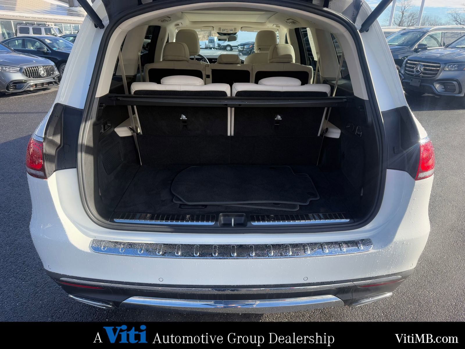 Certified 2022 Mercedes-Benz GLS 450 4MATIC image 24