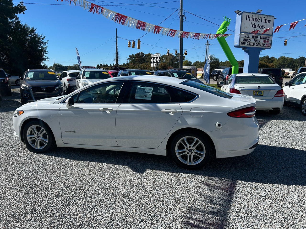 Used 2018 Ford Fusion SE w/ Equipment Group 602A image 2