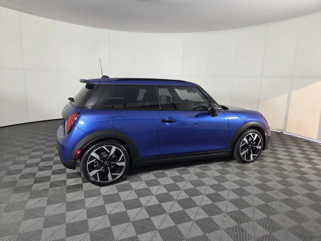 Used 2025 MINI Cooper S image 6