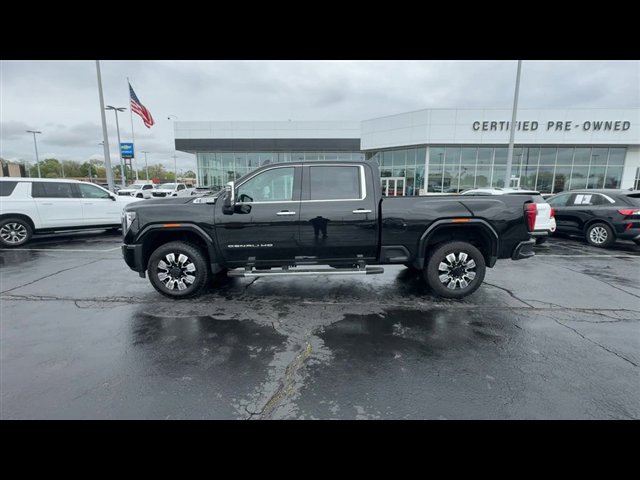 Certified 2025 GMC Sierra 2500 Denali w/ Denali Reserve Package AWD/4WD image 5