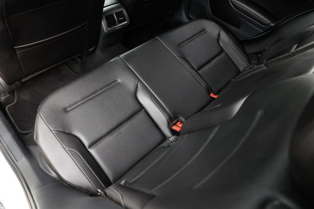 Used 2017 Volkswagen Golf SE FWD image 13