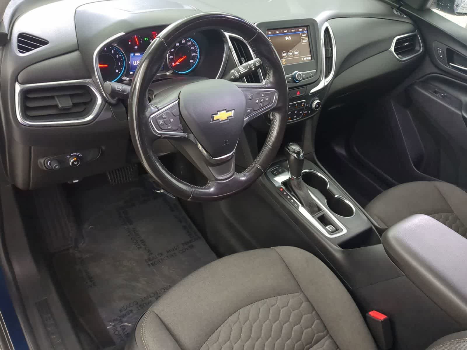 Used 2019 Chevrolet Equinox LT AWD/4WD image 2