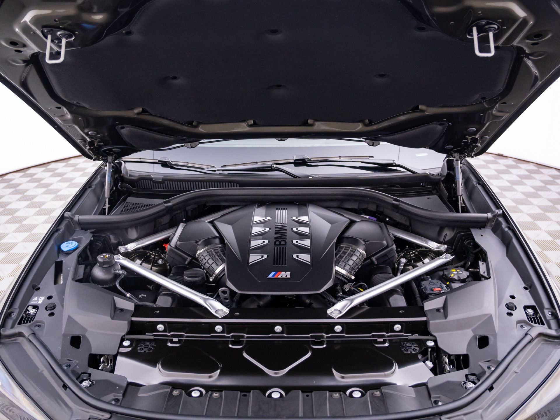 New 2027 BMW X6 M60i AWD/4WD image 31