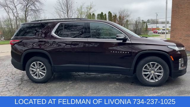 Used 2023 Chevrolet Traverse LT FWD image 9