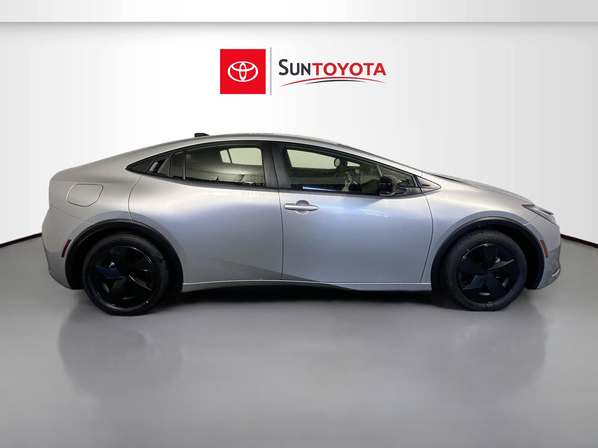 New 2026 Toyota Prius Plug-In Hybrid image 2