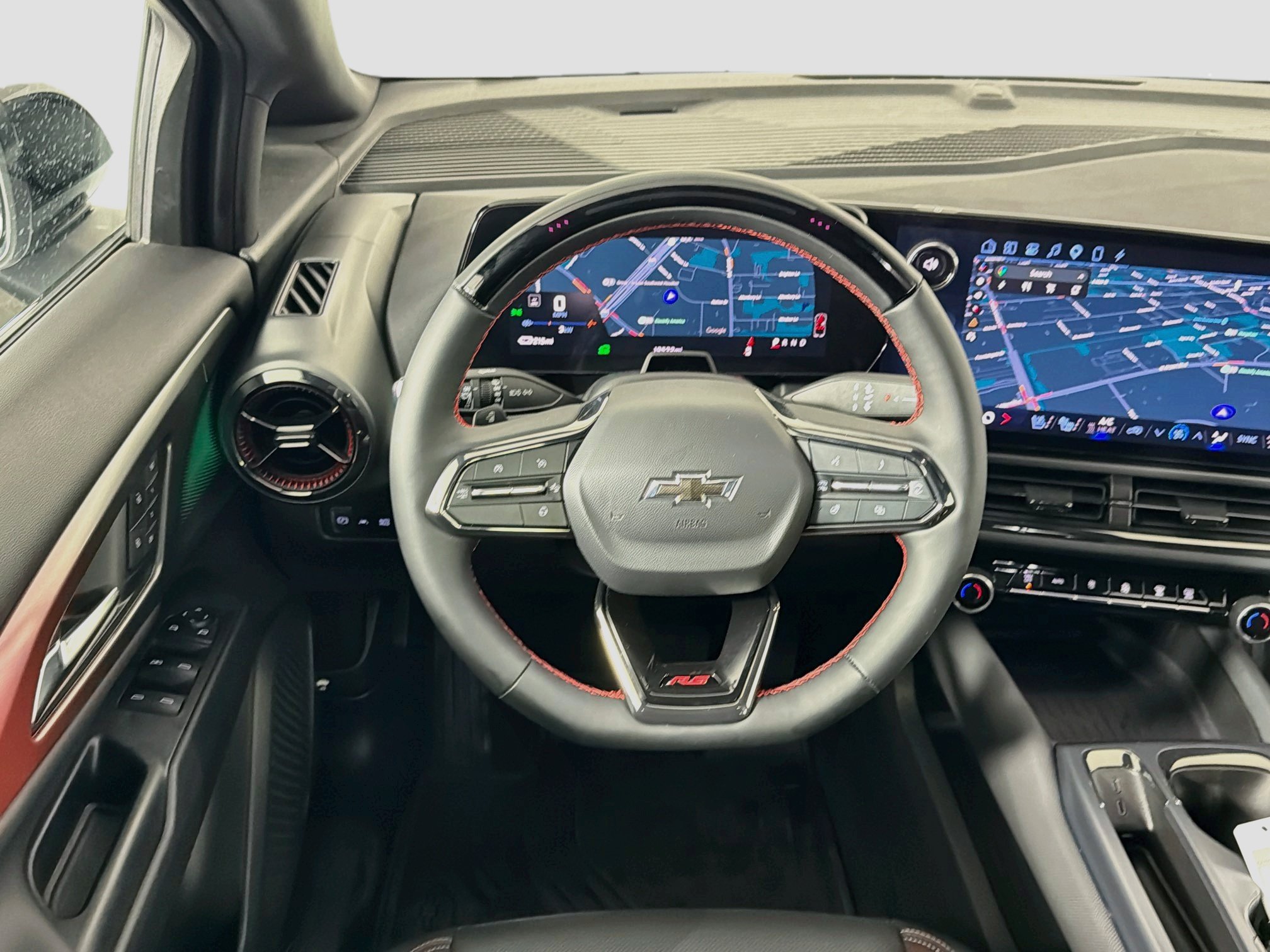 Used 2024 Chevrolet Equinox EV RS w/ Active Safety Package 3 FWD image 18