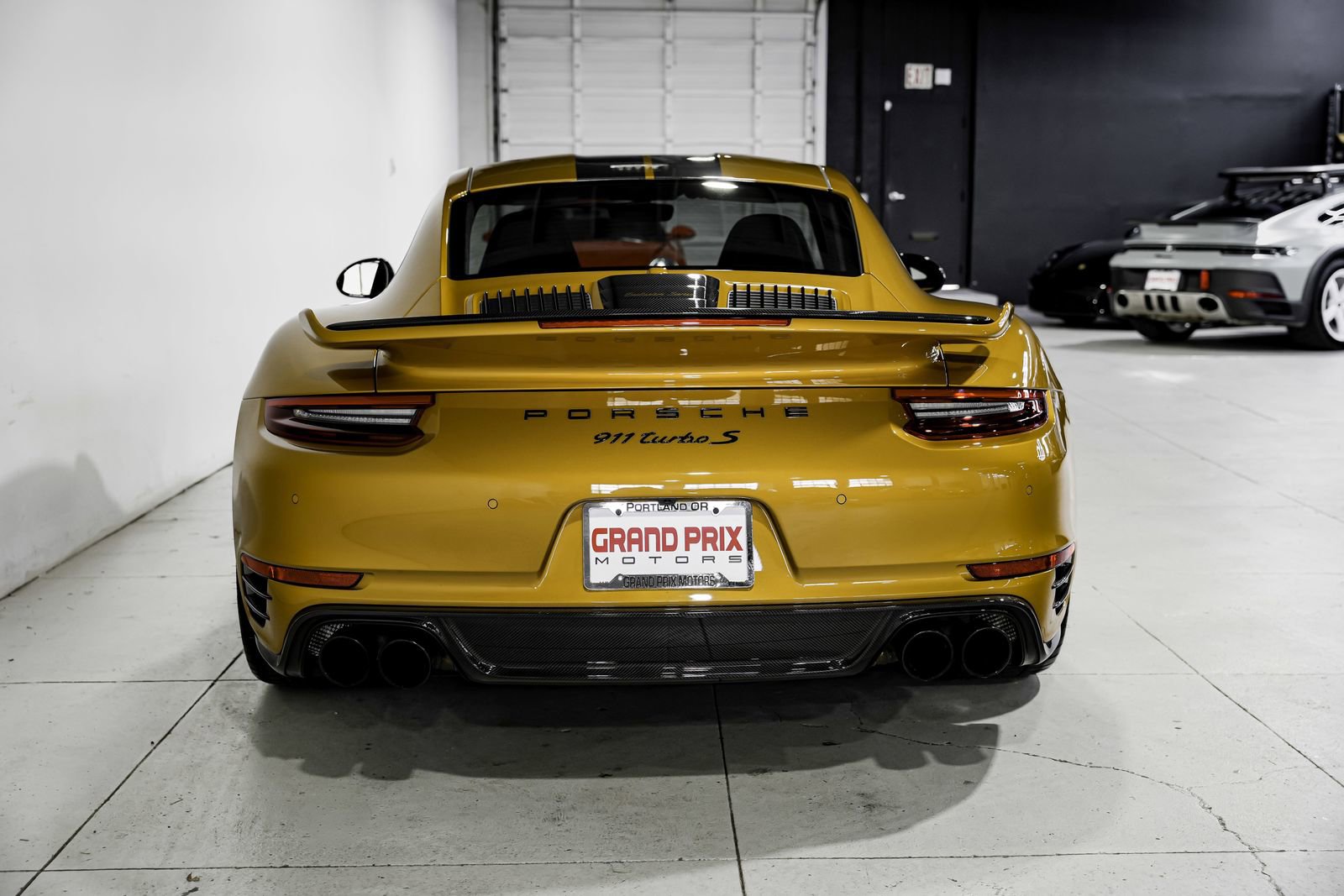 Used 2018 Porsche 911 Turbo S AWD/4WD image 5