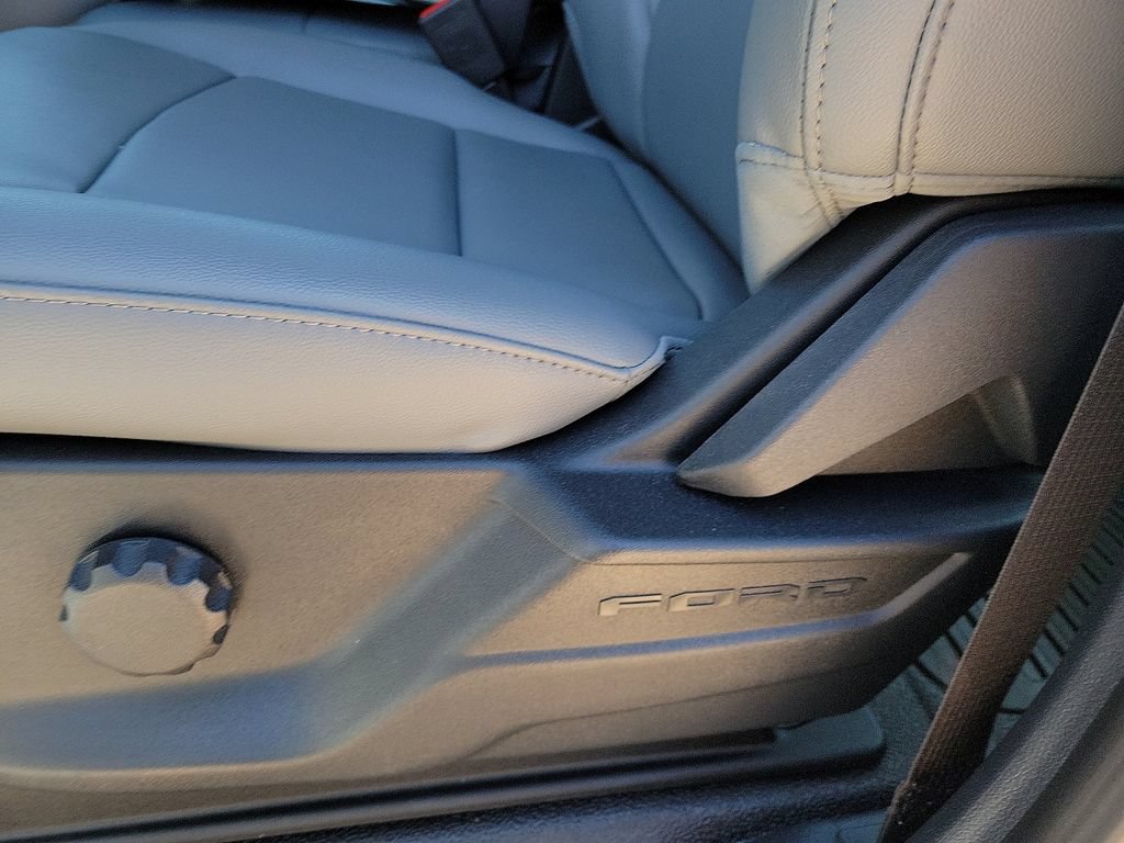 New 2026 Ford F250 XL w/ XL Off-Road Package AWD/4WD image 20