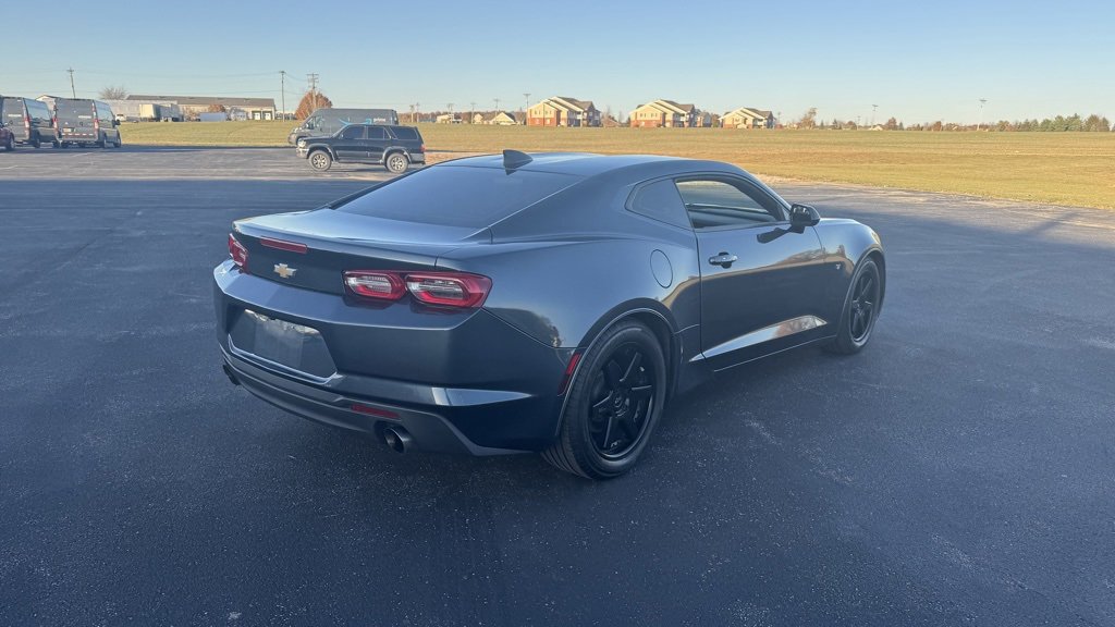 Used 2019 Chevrolet Camaro LT image 7
