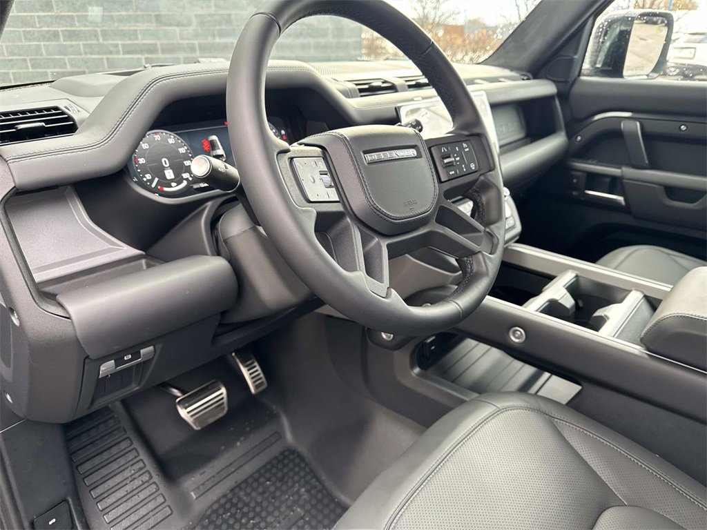 New 2026 Land Rover Defender 130 V8 image 21