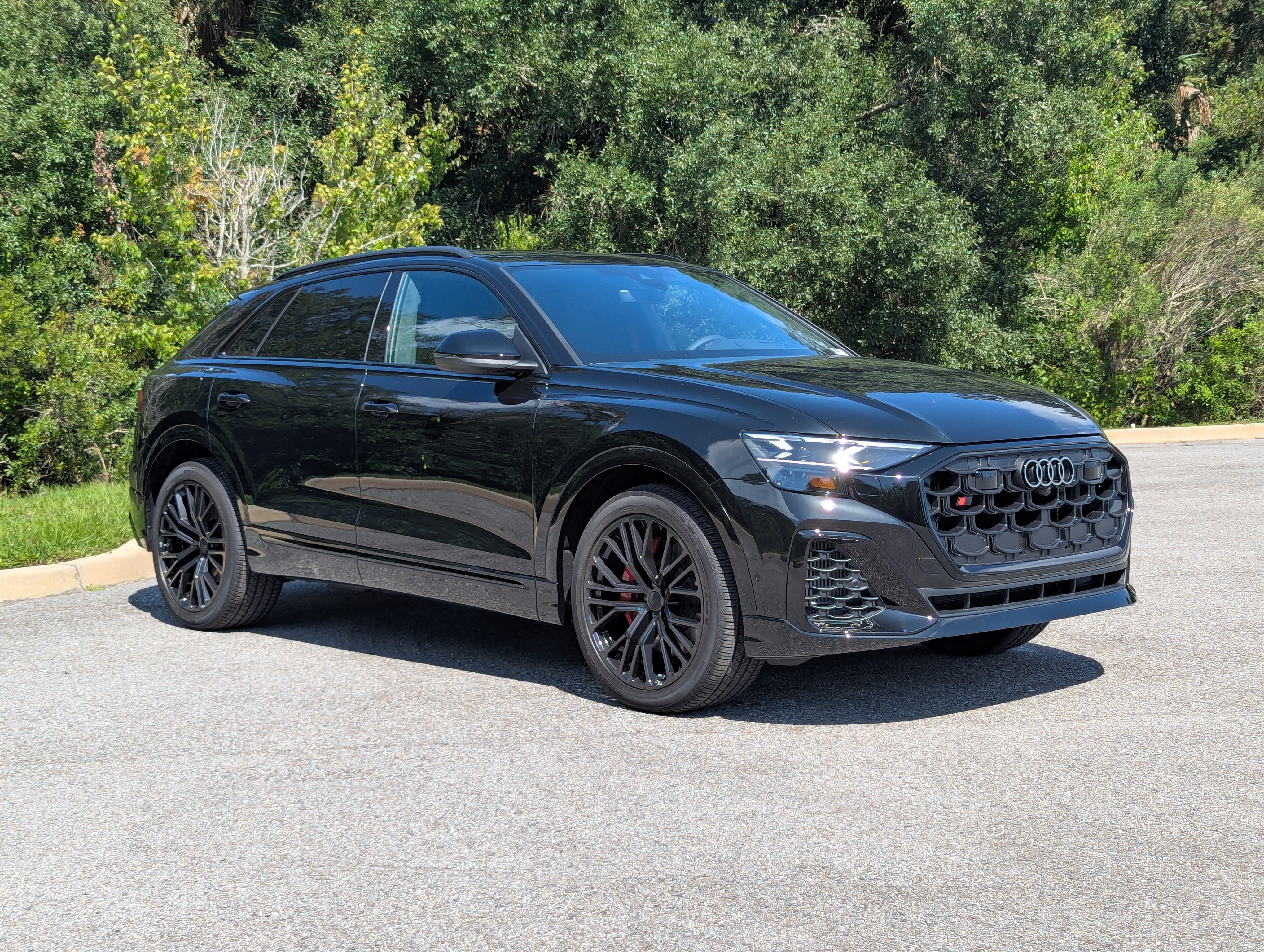 New 2026 Audi SQ8 Prestige AWD/4WD image 1