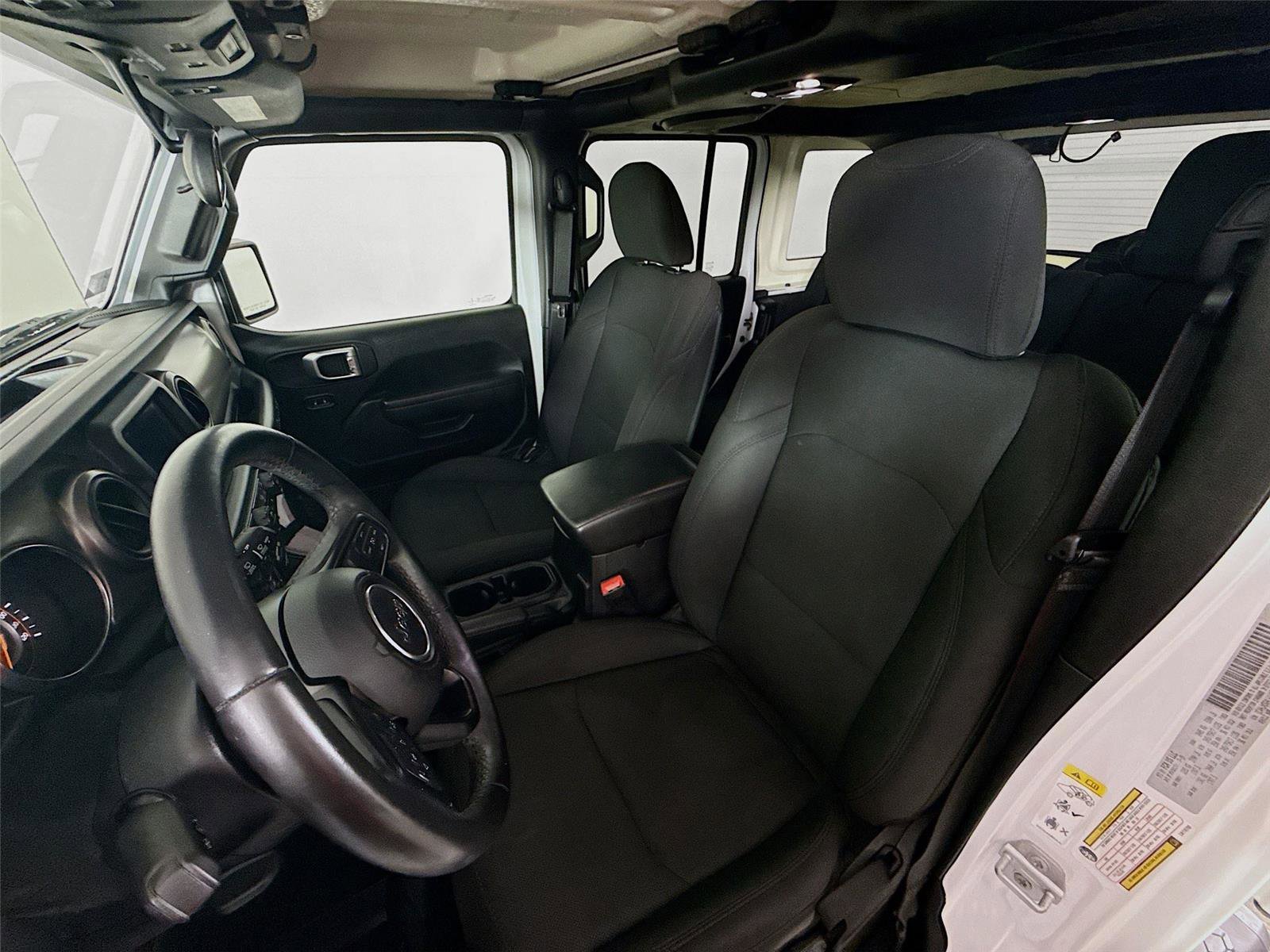 Used 2020 Jeep Wrangler Unlimited Sport S image 19