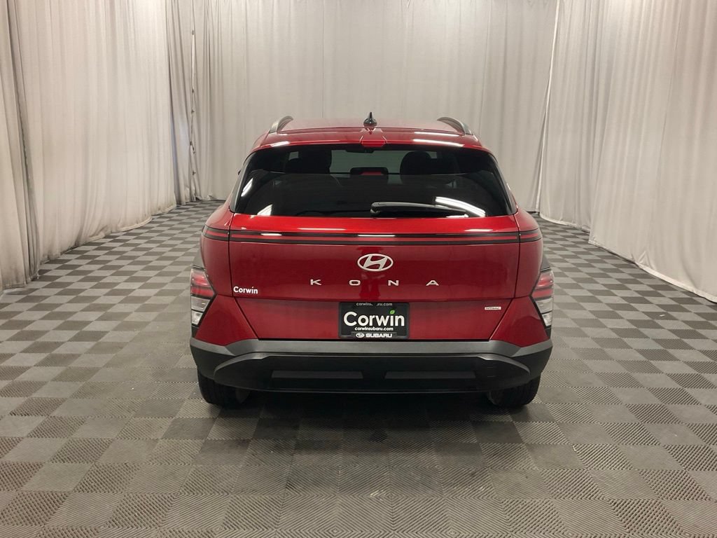 Used 2025 Hyundai Kona SEL AWD/4WD image 10