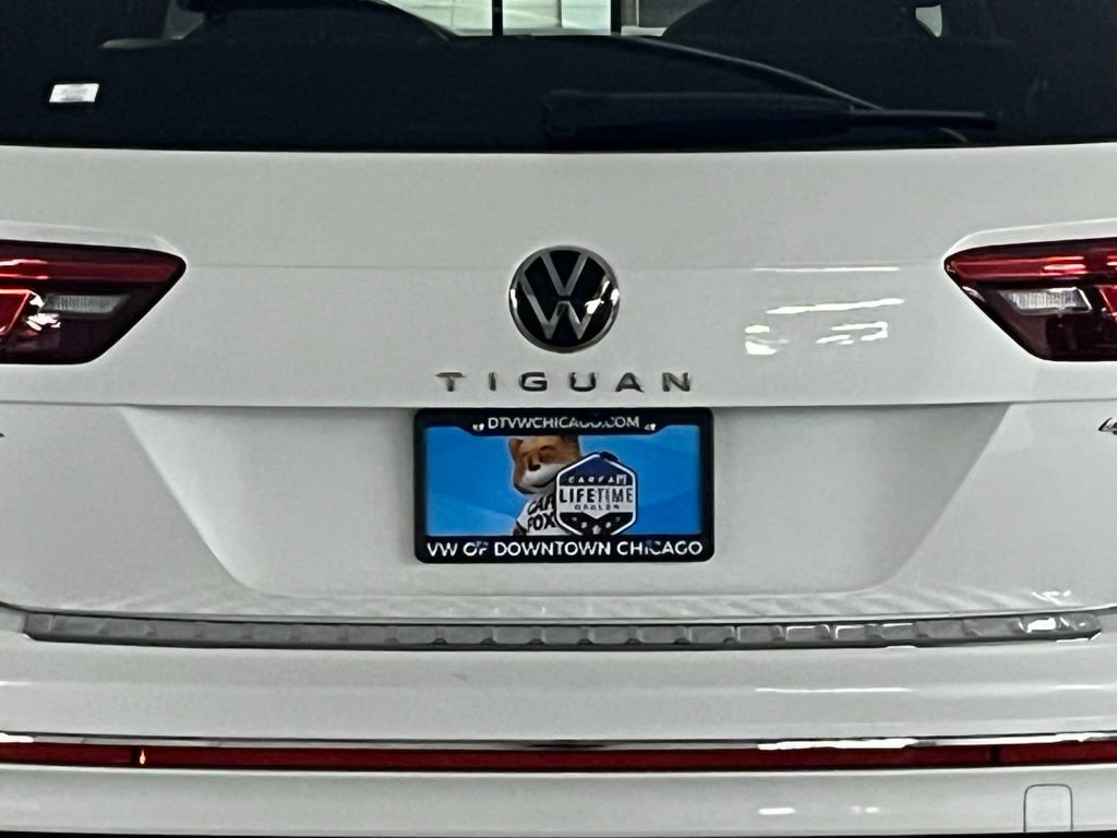 Used 2022 Volkswagen Tiguan SEL R-Line image 33