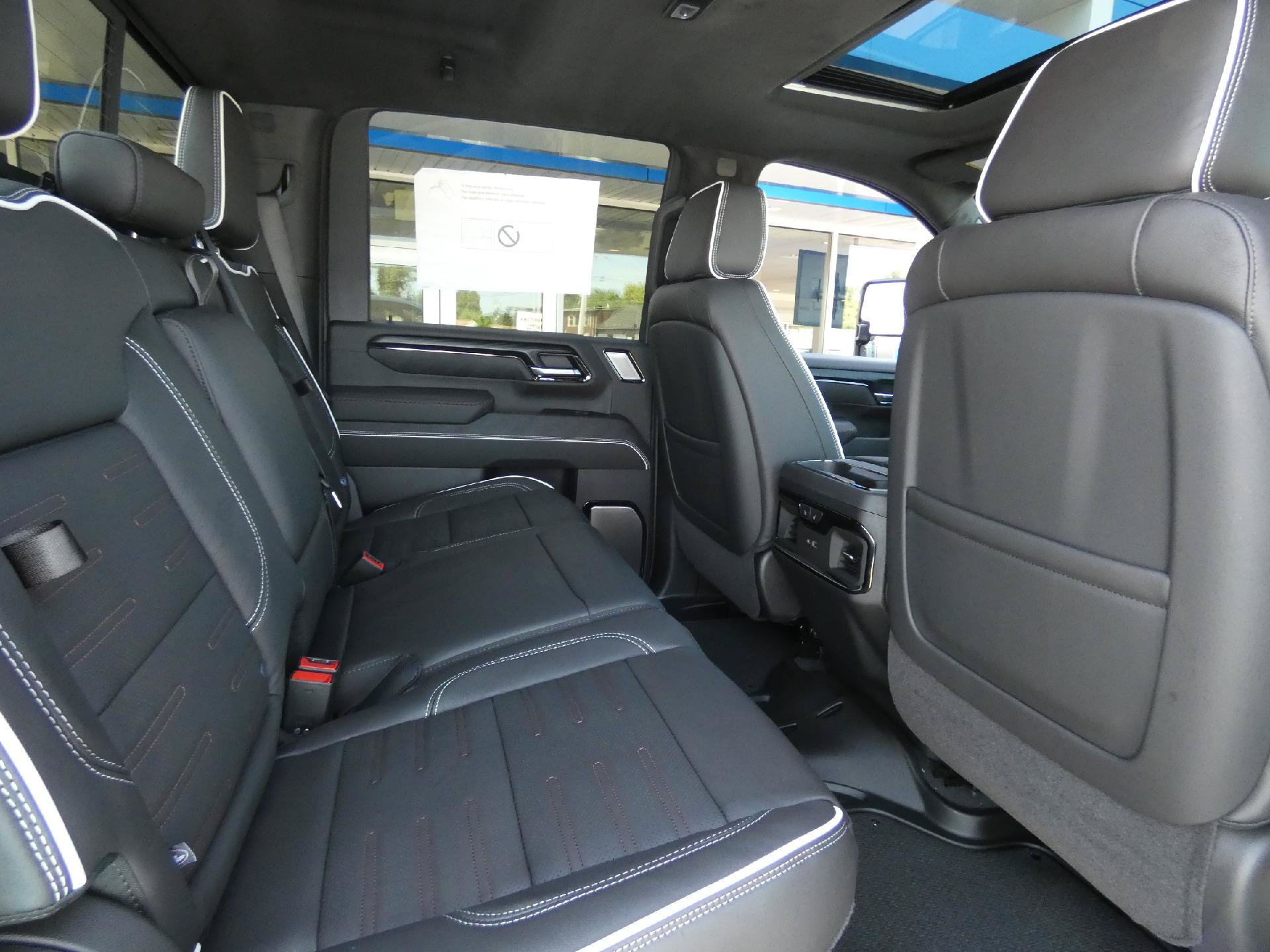 New 2026 GMC Sierra 2500 AT4X AWD/4WD image 17