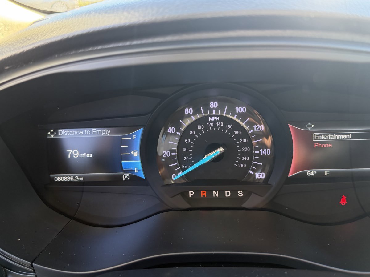 Used 2018 Ford Fusion SE image 18