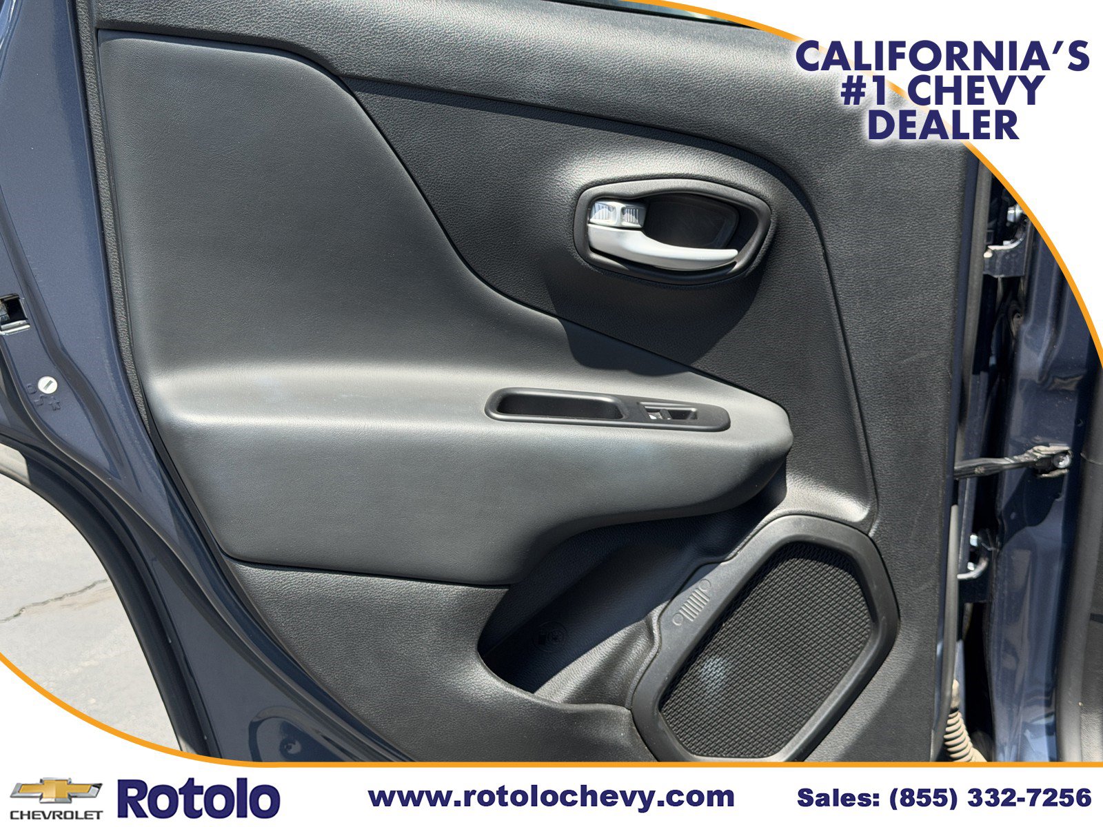 Used 2023 Jeep Renegade Trailhawk AWD/4WD image 14