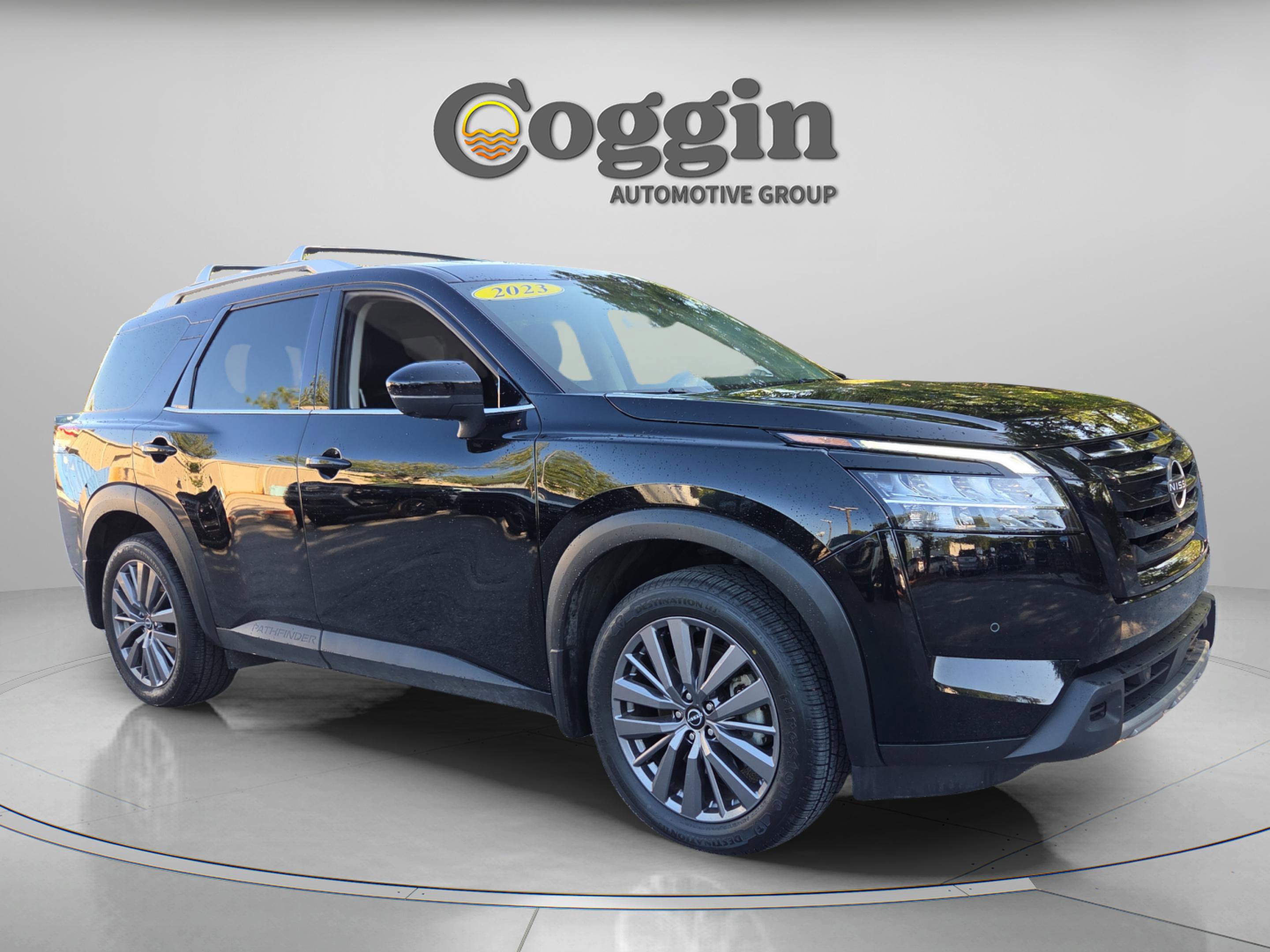 Used 2023 Nissan Pathfinder SL w/ SL Premium Package FWD image 7