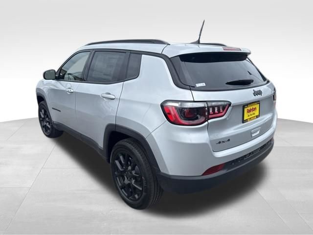 New 2026 Jeep Compass Latitude AWD/4WD image 5