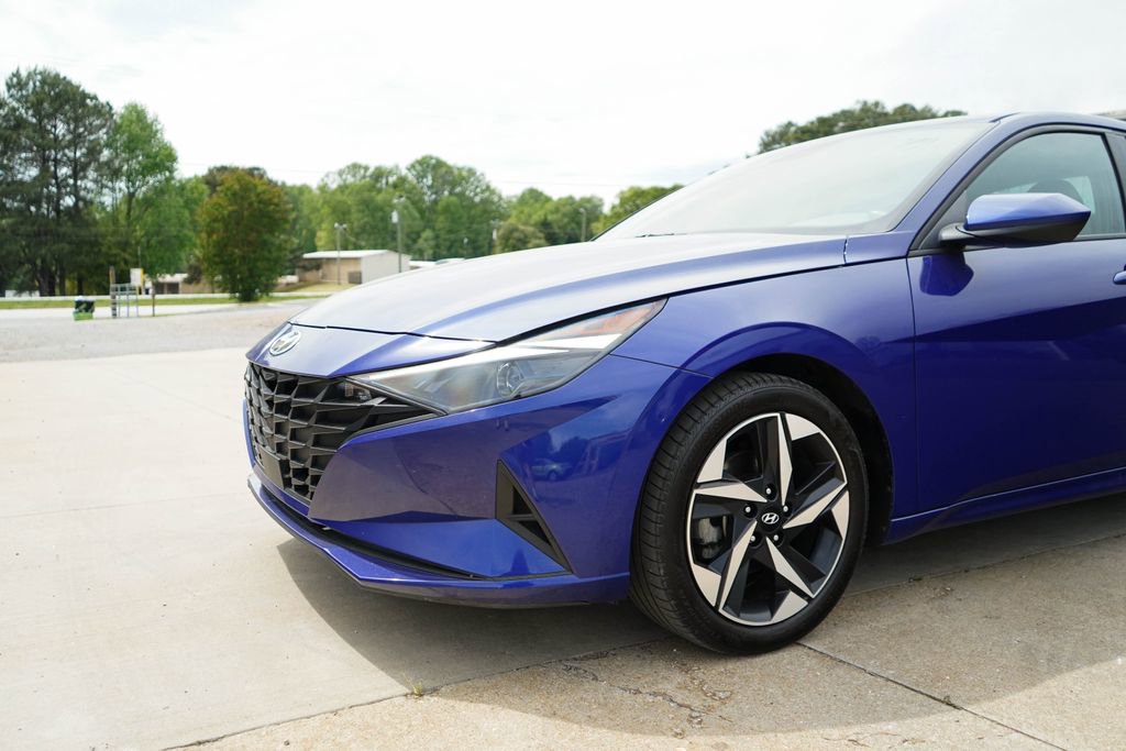 Used 2023 Hyundai Elantra SEL w/ Convenience Package image 11