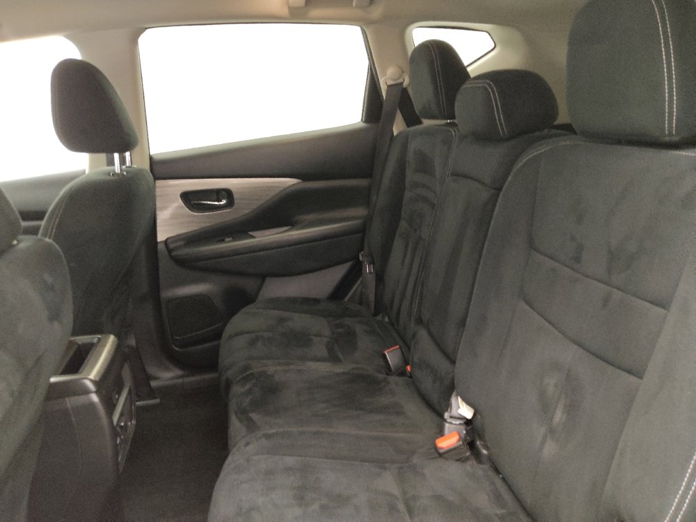 Used 2018 Nissan Murano S image 18