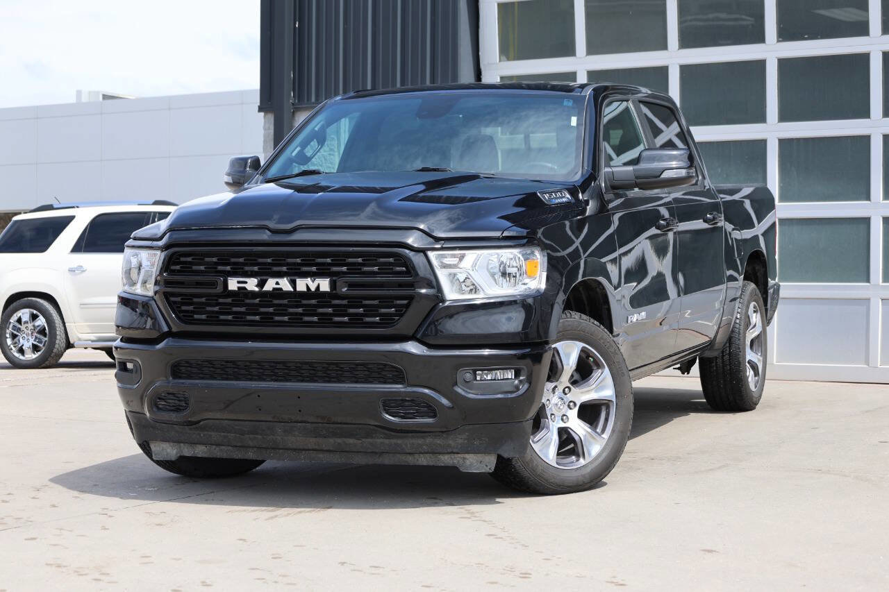 Used 2023 RAM 1500 Big Horn AWD/4WD image 3
