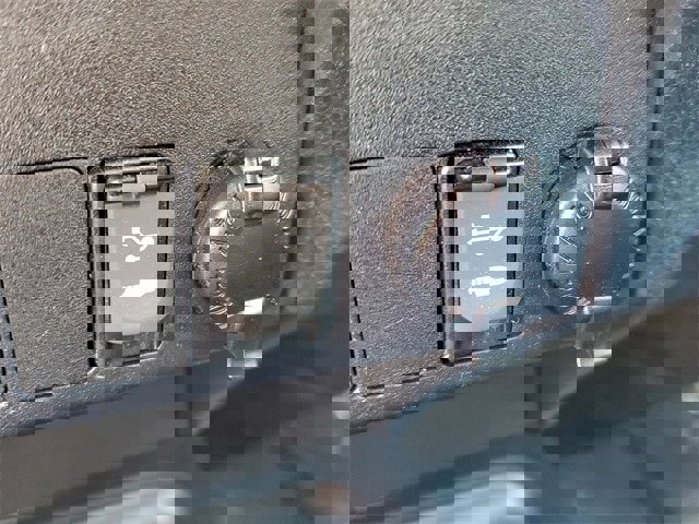 Used 2018 Toyota RAV4 XLE image 26