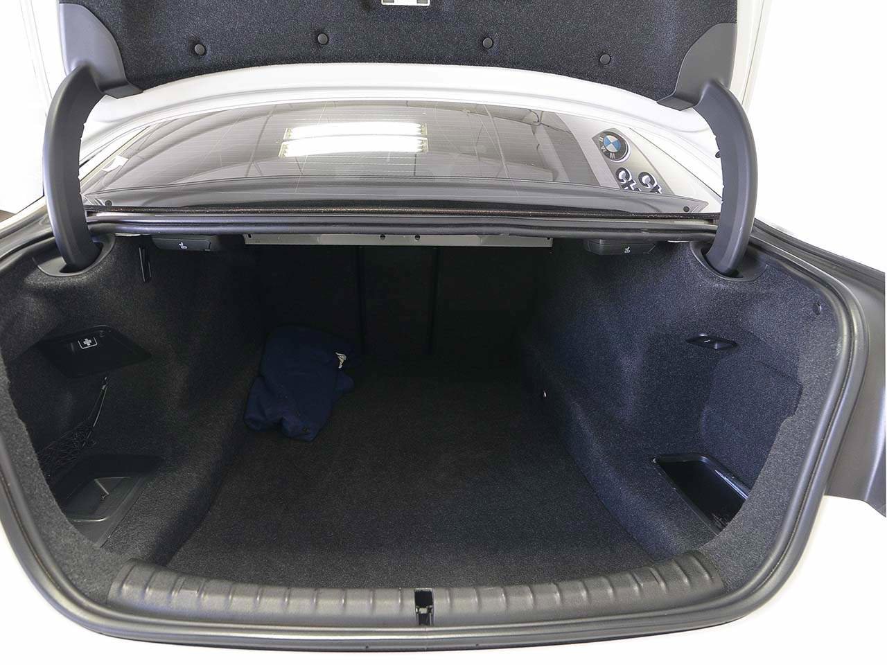 Used 2017 BMW 530i RWD image 13