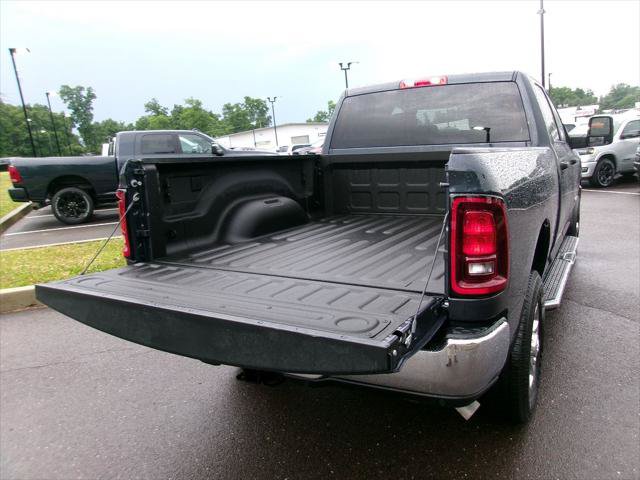 Certified 2025 RAM 2500 Big Horn AWD/4WD image 16