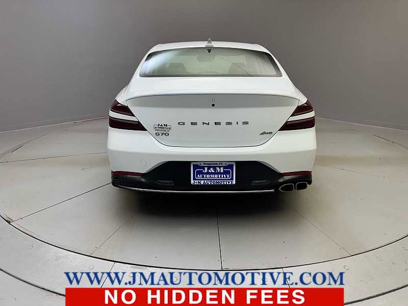 Used 2023 Genesis G70 2.0T image 4