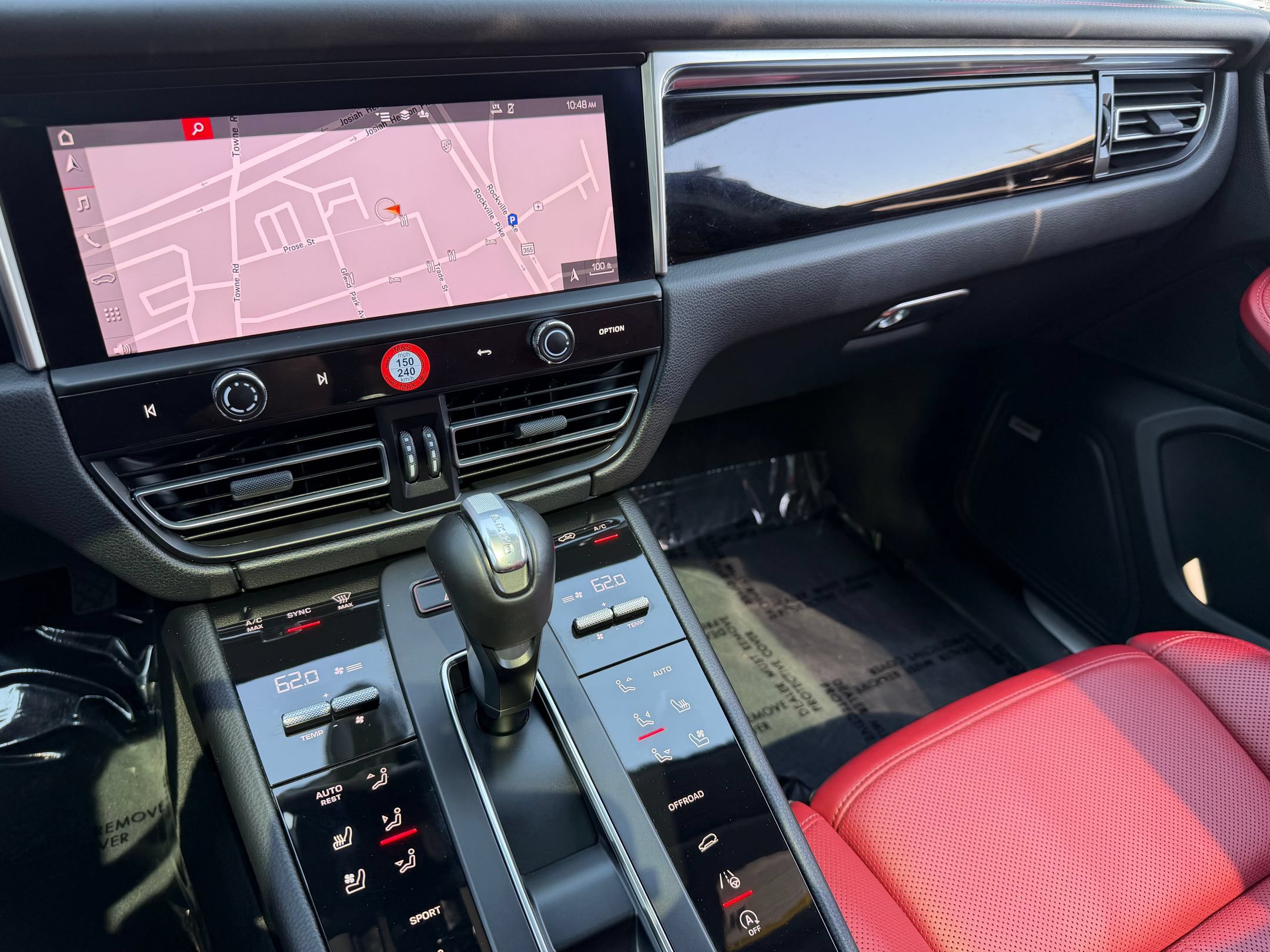 Certified 2023 Porsche Macan S AWD/4WD image 26