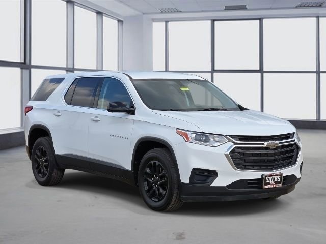 Used 2020 Chevrolet Traverse LS image 3
