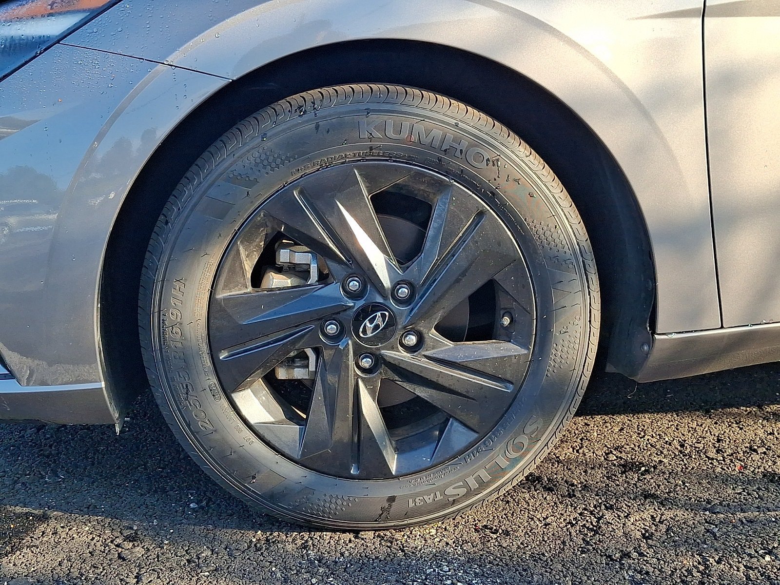 Certified 2023 Hyundai Elantra SEL w/ Preferred Accessory Package FWD image 4