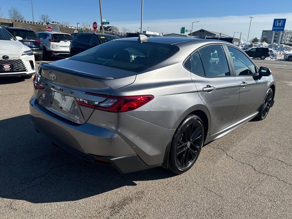 Used 2026 Toyota Camry SE w/ Convenience Package image 7