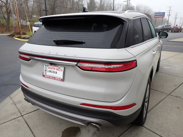 Used 2022 Lincoln Corsair AWD w/ Premium Package image 6