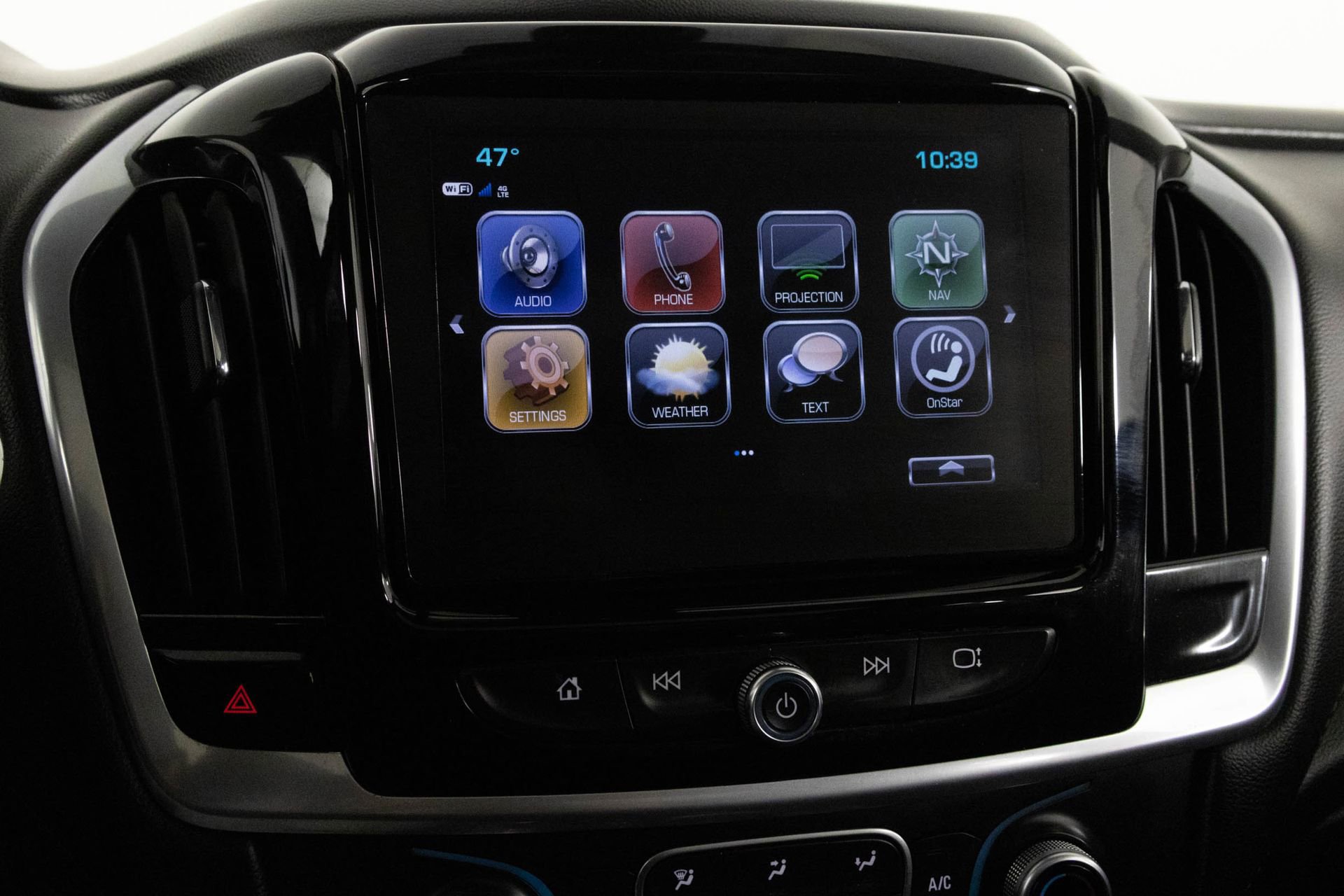 Used 2019 Chevrolet Traverse LT w/ LT Premium Package image 22