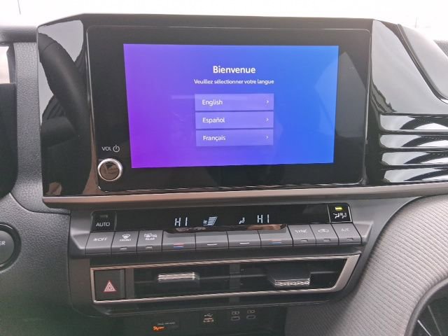 Used 2025 Toyota Camry SE image 22