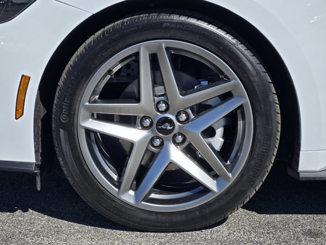 Certified 2026 Ford Mustang Coupe image 10