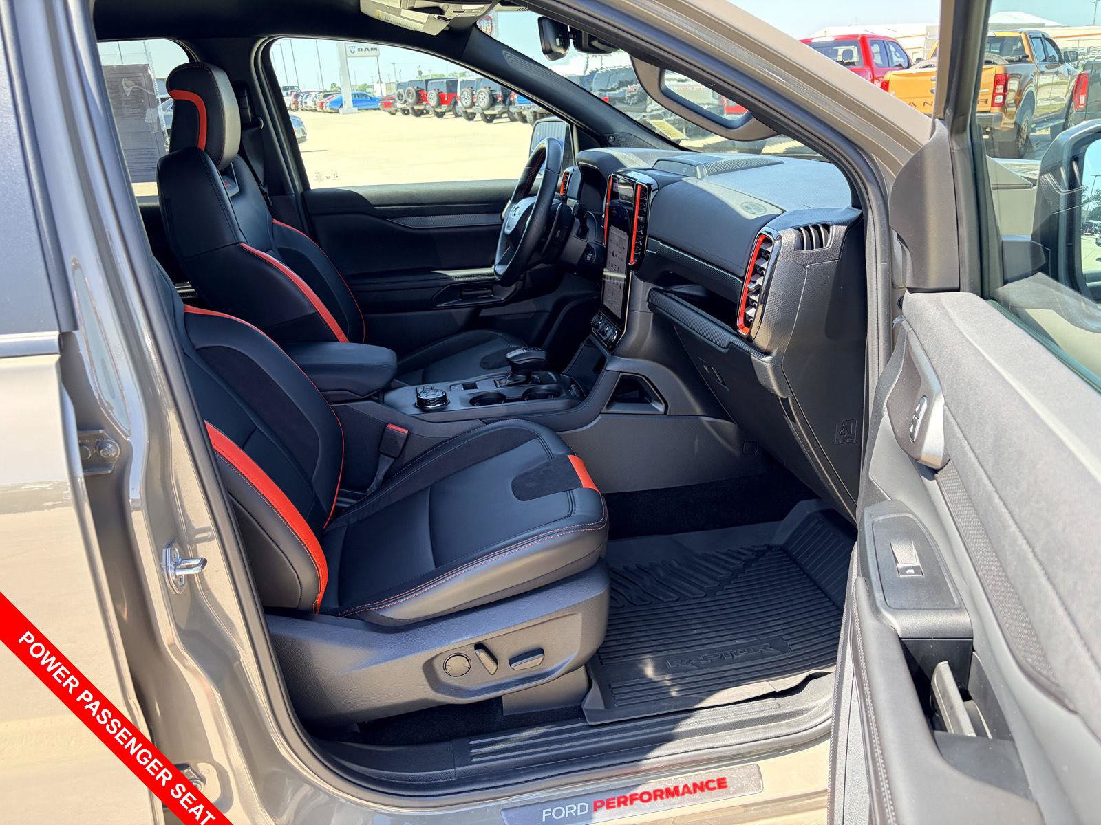 Used 2025 Ford Ranger Raptor AWD/4WD image 35